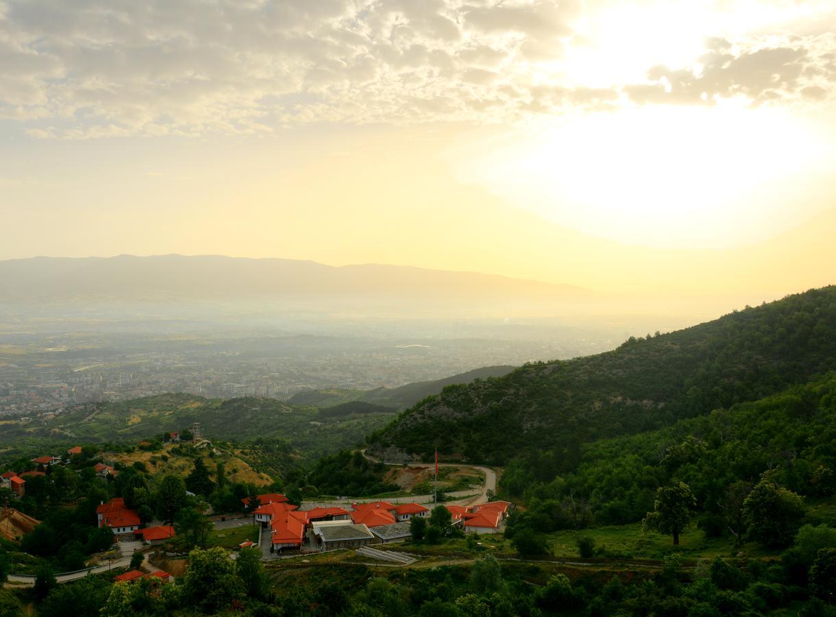 Macedonian Village Hotel & Resort Σκόπια Εξωτερικό φωτογραφία